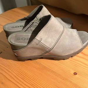 Sorel women’s wedge heel